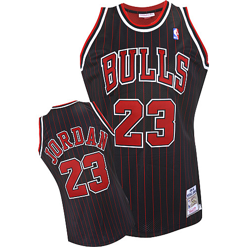 Michael Jordan, Chicago Bulls [rayures] - Cliquez sur l'image pour la fermer