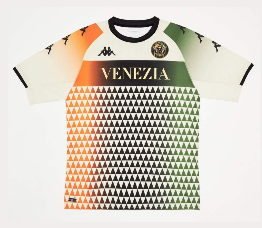 Maillot Venezia Extérieur 2021/22 - Cliquez sur l'image pour la fermer