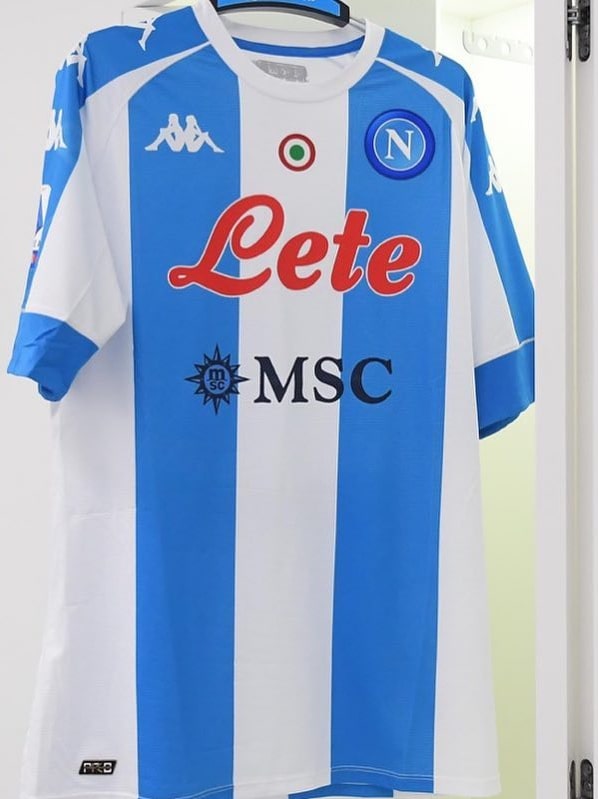 Maillot Napoli 4éme 2020/21 - Cliquez sur l'image pour la fermer