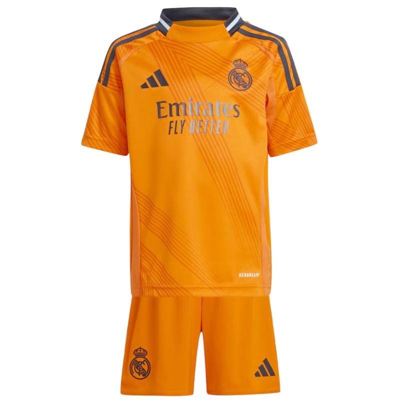Real Madrid Extérieur 2024/25 Junior Kit - Cliquez sur l'image pour la fermer